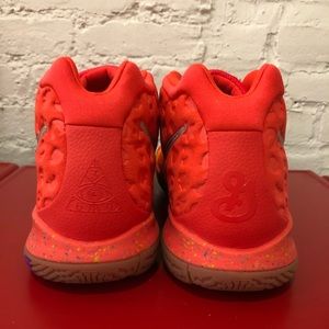 kyrie 4 lucky charms size 13